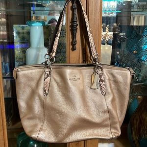 Coach purse